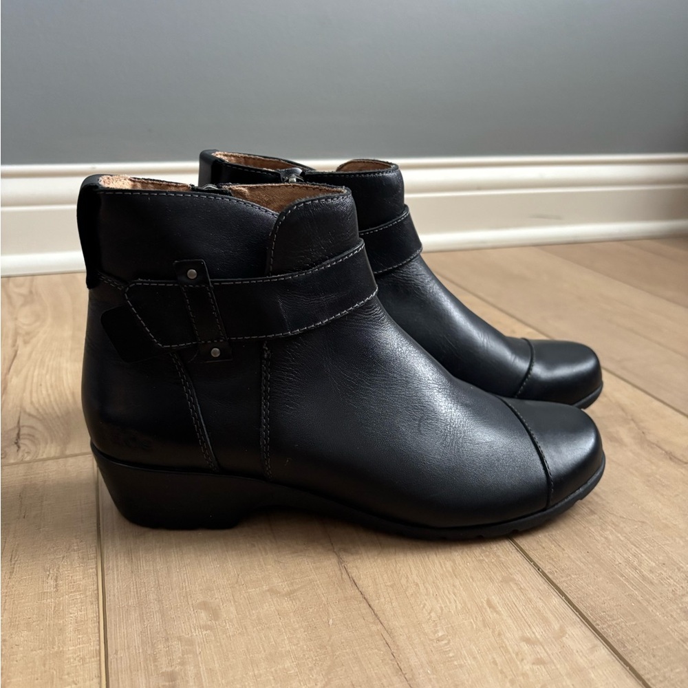 Taos Footwear Gazette Mid Boot